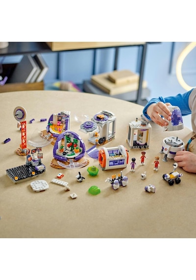 LEGO® Friends Mars Uzay Üssü ve Roketi 42605 8+ Yaratıcı Oyuncak Yapım Seti - 981 Parça