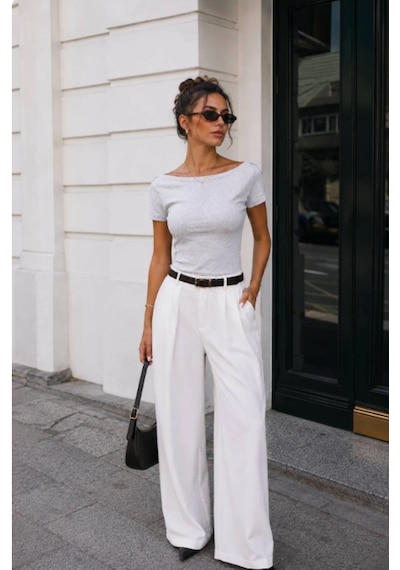Trendol Fashion Life Kayık Yaka Omuzları Binmeli Bluz Pudra Bej