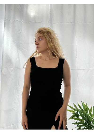 Simli Moda Kare Yaka Siyah Triko Bluz - Kadın