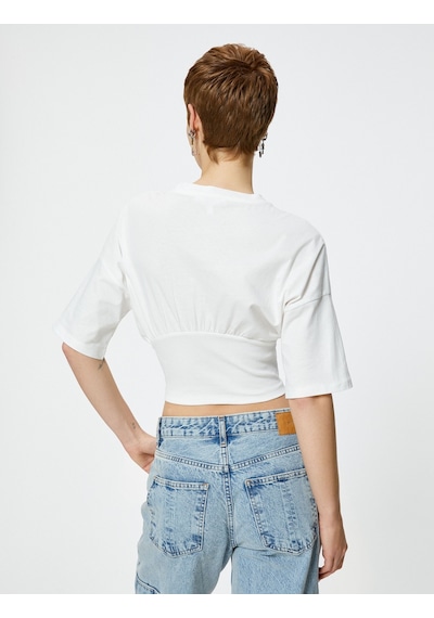 Koton Crop Korse Detaylı Tişört Kısa Kollu Bisiklet Yaka Pamuklu Ekru 4sal10198ık 4SAL10198IK010 Ekru Koton Crop Korse Detaylı Tişört Kısa Kollu Bisiklet Yaka Pamuklu Ekru 4sal10198ık 4SAL10198IK010 Ekru