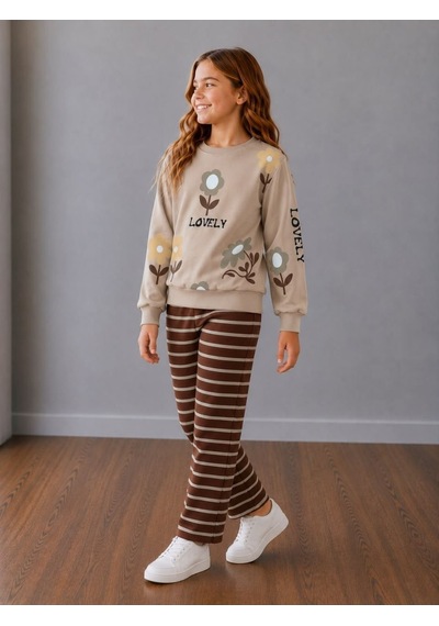 Çiçek Baskılı Sweatshirt Ve Kahverengi Çizgili Eşofmanlı Kız Çocuk Bej&kahve Uyumu Harika Alt Üst 2' Krem - Kahverengi Çiçek Baskılı Sweatshirt Ve Kahverengi Çizgili Eşofmanlı Kız Çocuk Bej&kahve Uyumu Harika Alt Üst 2' Krem - Kahverengi
