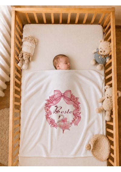 Kız Bebek Hediyesi İsme Özel 80x80 Cm Çift Kat Penye Bebek Battaniyesi %100 Pamuk Ham Bez Kıyafet Keseli 1030bkyx