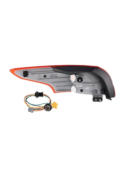 Ford Focus Arka Stop Lambası Sedan Dış Sağ 2015-2018 Duylu