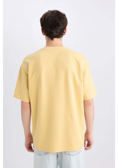 Defacto Oversize Geniş Kalıp Ütü Gerektirmeyen Bisiklet Yaka Kısa Kollu Basic Düz Ağır Kumaş Tişört X3926az25spyl506 Sarı
