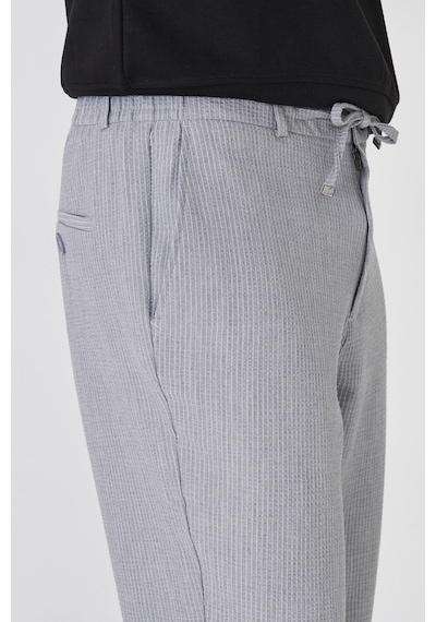 Gri İnce Çizgili Erkek Jogger Spor Pantolon