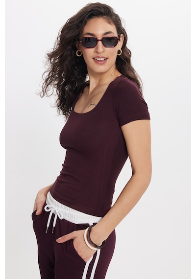Tudors Kadın Slim Fit Dar Kesim Modal Kumaş Yumuşak Dokulu Pamuklu Kare Yaka Kısa Kollu Mürdüm Tişört-50701
