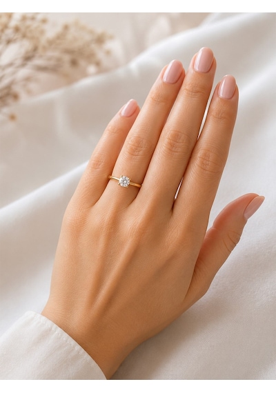 14 Ayar Romantik Kasa Tektaş Altın Kadın Yüzük
