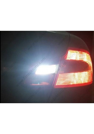 Fardoktoru Skoda Superb Iı Beyaz Led Geri Vites Ampulü T15 W16W