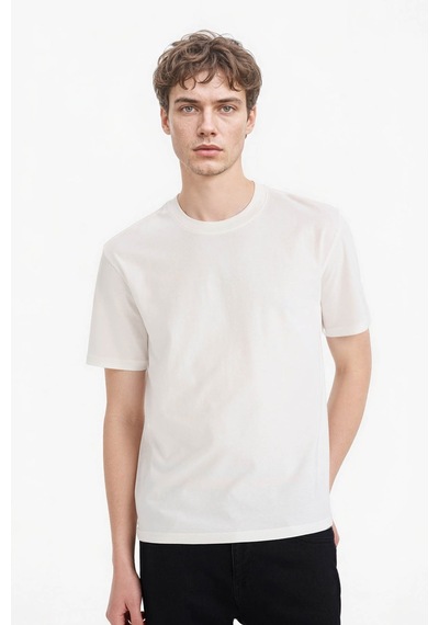 Defacto Basic Kırık Beyaz Erkek T-shirt V7699az/wt32 Kırık Beyaz