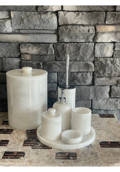 Yeni Beyaz Mermer Kulplu 7'li Banyo Seti Büyük Çöp Kovalı 25x20 Beyaz