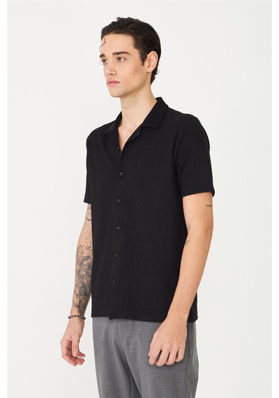 Siyah Gömlek T-shirt Siyah