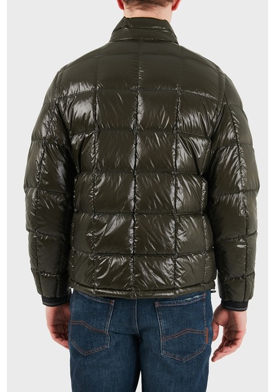 Armani Exchange Kuş Tüyü Dolgulu Regular Fit Dik Yaka Şişme Mont Erkek Mont Xm003474 Af23755 U8123 Koyu Kahve Koyu Kahverengi Armani Exchange Kuş Tüyü Dolgulu Regular Fit Dik Yaka Şişme Mont Erkek Mont Xm003474 Af23755 U8123 Koyu Kahve Koyu Kahverengi