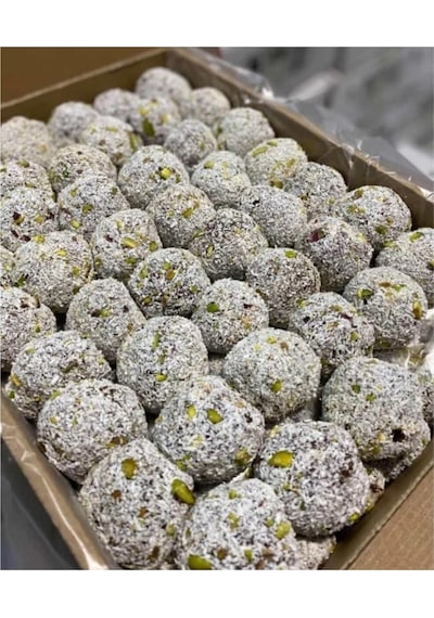 Antep Fıstıklı Hindistan Cevizli Truf Topları 1 Kg