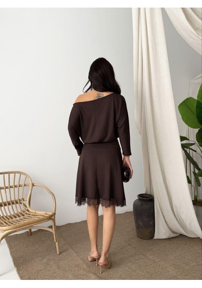 Kadın Dantelli Bel Drape Detaylı Kayık Yaka Modal Kumaş Midi Elbise Kahverengi