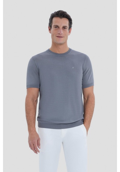 Sabri Özel Erkek Gri Dar Kesim Slim Fit Viskon Triko Bisiklet Yaka Tişört Sabri Özel Erkek Gri Dar Kesim Slim Fit Viskon Triko Bisiklet Yaka Tişört
