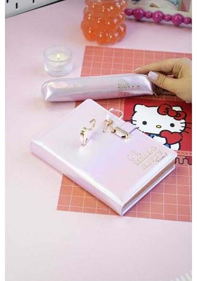 Victoria S Journals Kuromi Hush Hush Kilitli Defter Ve Vegan Deri Kalemlik Kutulu Set 80gr. 160yp. Ç Standart