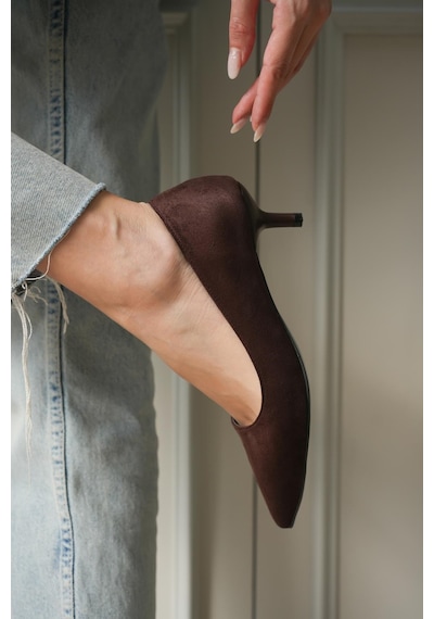 Esatsani Kahverengi Süet Sivri Burun Alçak Topuk 4 Cm Stiletto Dores Kadın Ayakkabı Kahverengi Süet Esatsani Kahverengi Süet Sivri Burun Alçak Topuk 4 Cm Stiletto Dores Kadın Ayakkabı Kahverengi Süet