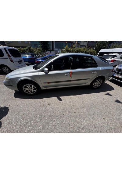 Laguna 2 Krom Çıtalı Cam Rüzgarlık 1.kalite 2003-2008 Yılları Arası Olan Kasa Uyumlu