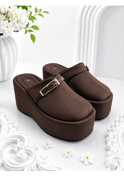 Dabab Shoes Nara Kadın Acı Kahve Sıcak Kürklü Gold Tokalı Kapalı Burun Dolgu Topuklu Platform Terlik Kahverengi