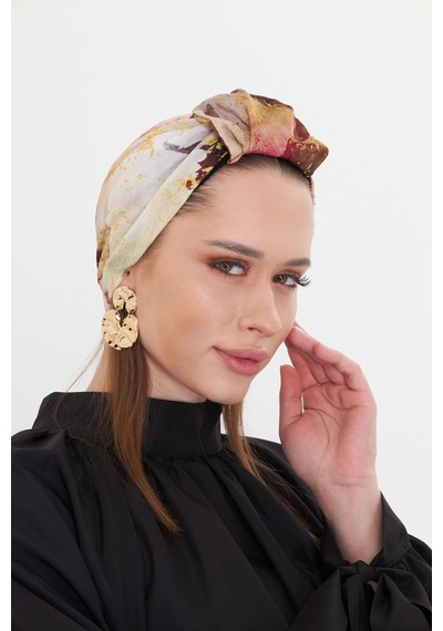 Hürrem Bone Gold Pratik Hazır Geçmeli Tesettür Bone Kesik Elyaf Retro Desenli 2409 03 Gold Sarı