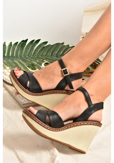 Fox Shoes Siyah Kadın Dolgu Topuklu Ayakkabı 9674040209