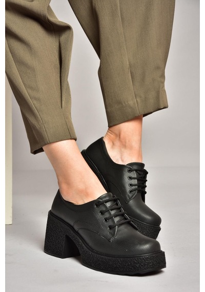 Fox Shoes T996154009 Siyah Kalın Topuklu Bağcıklı Kadın Ayakkabı Siyah