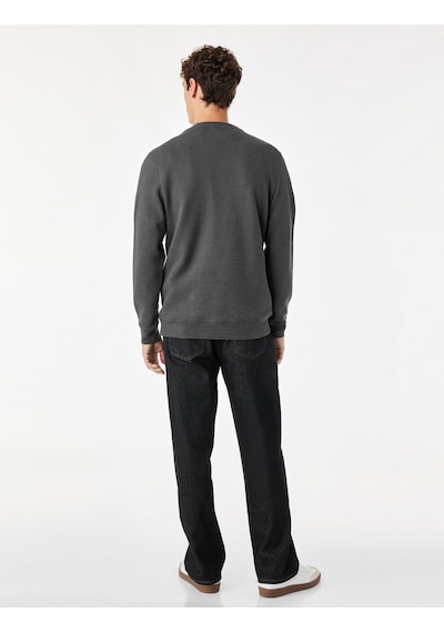 Koton Uzun Kollu Pamuklu Waffle Dokulu Henley Yaka Sweatshirt Antrasit 7wam70106mk