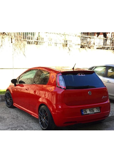 Fiat Punto Yan Marşpiyel Takımı (fiber-boyasız)