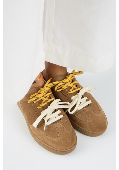 Manijero Krahe Barbella 2 Kadın Hakiki Deri Üç Ayrı Alternatif Bağcıklı Kum-ekru Sneakers Manijero Krahe Barbella 2 Kadın Hakiki Deri Üç Ayrı Alternatif Bağcıklı Kum-ekru Sneakers