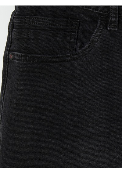 Lcw Jeans Siyah 700 Straight Fit Erkek Jean Pantolon