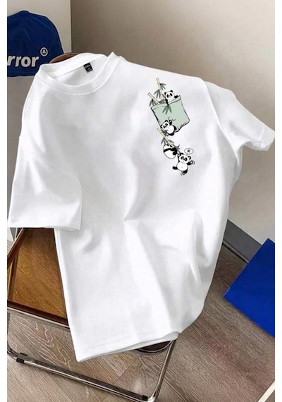 Bambu Panda Grafikli Cep Detaylı Kısa Kollu Oversize Unisex Bisiklet Yaka Tişört Beyaz