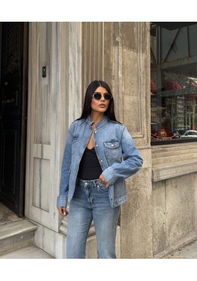 Out Of Standart Kadın Regular Fit Düğme Detaylı Denim Ceket İce Blue