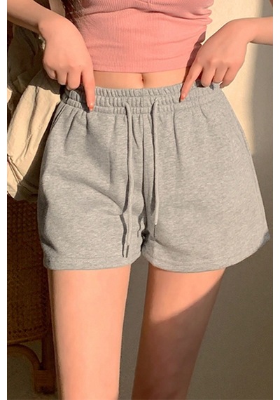 Cool Tarz Kadın Gri Pamuklu İki İplik Şardonlu Yumuşacık Beli Gipe Lastikli Kısa Şort Gri Gri Cool Tarz Kadın Gri Pamuklu İki İplik Şardonlu Yumuşacık Beli Gipe Lastikli Kısa Şort Gri Gri
