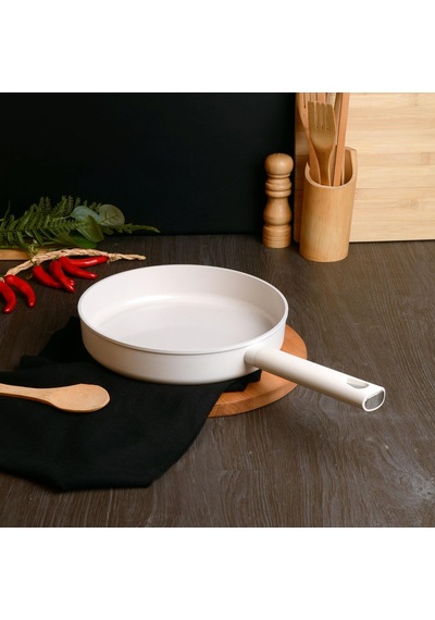 Belarıva 26 Cm Beyaz Sılıkon Saplı Tava Beyaz
