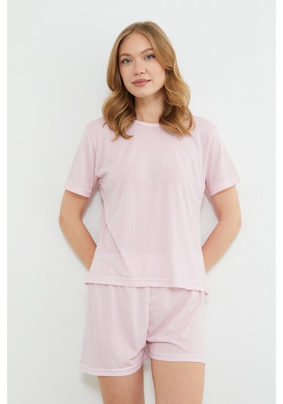 Fullamoda İnce Çizgili Bisiklet Yaka Şortlu Pijama Takımı Pudra