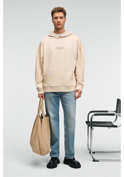 Grimelange CLAY Erkek %100 Pamuk Kapüşonlu Çıtçıtlı Baskılı Cebi Süs Etiketli Krem Sweatshirt
