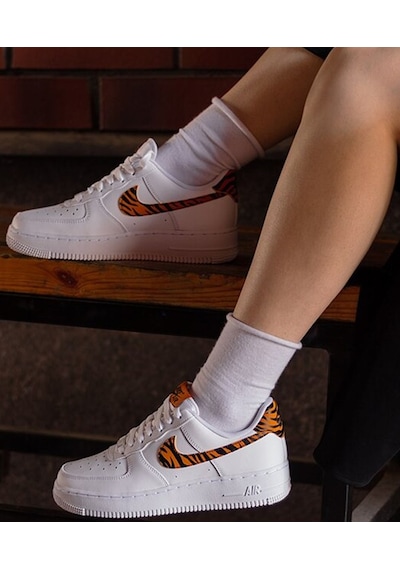 Nike Air Force 1 07 Af1 Leather White Unisex Snaker Hakiki Deri Spor Ayakkabı Beyaz Leopar Swoosh Turuncu Nike Air Force 1 07 Af1 Leather White Unisex Snaker Hakiki Deri Spor Ayakkabı Beyaz Leopar Swoosh Turuncu