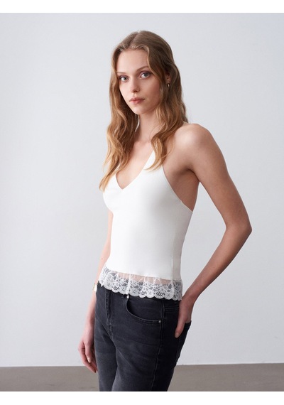 Dilvin 10868 Dantel Detaylı Halter Yaka Triko Bluz-beyaz