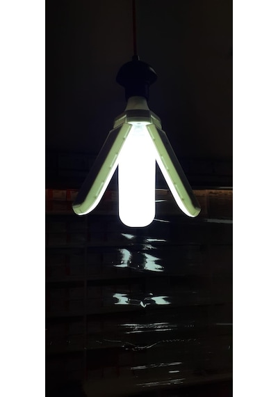 Pervane Led Ampul Katlanabilir 40W 3Kollu