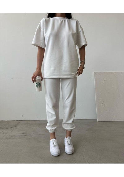 Movement T-shirt Eşofman Altı Jogger- Baskılı Alt Üst Eşofman Takım Oversize Bisiklet Yaka Beyaz Movement T-shirt Eşofman Altı Jogger- Baskılı Alt Üst Eşofman Takım Oversize Bisiklet Yaka Beyaz