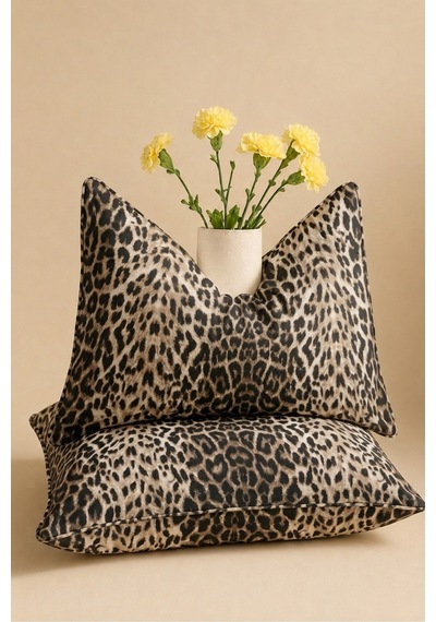 Leopar Desenli Pamuklu Ranforce Kumaş Fermuarlı Yastık Kılıfı 2 Adet 50x70 Cm