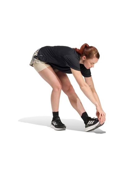 Adidas Running Essentials Kadın Siyah Yuvarlak Yaka Tişört Siyah