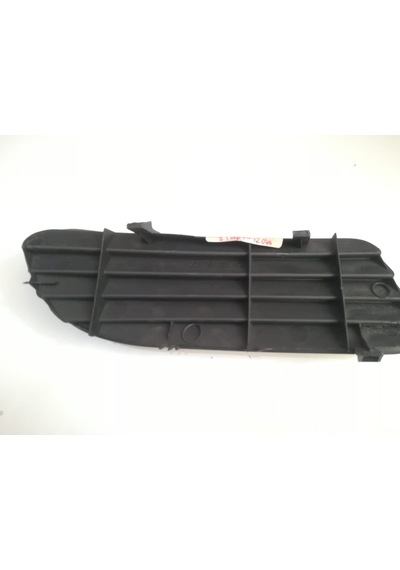 Corolla Uyumlu SİS LAMBA KAPAK SOL SİS DELİKSİZ 00-02[TEK TIRNAK HASARLI