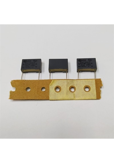 R413ı2220dqm1m 22nf 300vac 15 0.2 Kemet Polyester Kondansatör 57 Adet