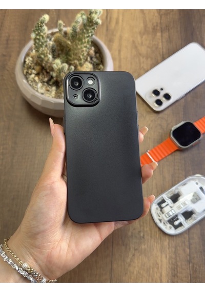 Apple iPhone 13 Uyumlu Süper İnce Mat Ultra Thin Silikon Kılıf Siyah