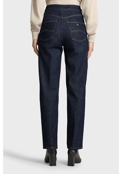 Emporio Armani Pamuklu Yüksel Bel Düz Paça Jeans Kadın Kot Pantolon Ew003498 Af18421 Mb001 Lacivert Emporio Armani Pamuklu Yüksel Bel Düz Paça Jeans Kadın Kot Pantolon Ew003498 Af18421 Mb001 Lacivert