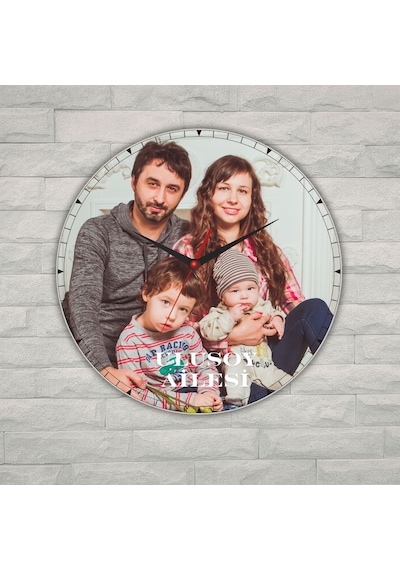 Kişiye Özel Fotoğraf Baskılı Metal Duvar Saati - En Güzel Aile Hediyesi Beyaz
