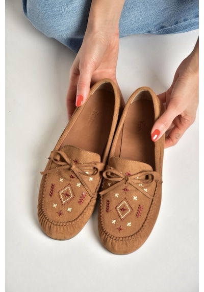 Fox Shoes Y996073102 Taba Süet Renkli Motif İşlemeli Kadın Babet Taba