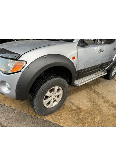 Türkmen Mitsubishi L200 4 Adet Çamurluk Üstü Dodik Seti 2006-2009