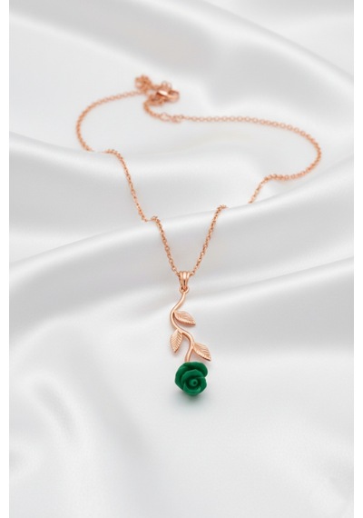 Çekirdekjewelry 925 Ayar Gümüş Rose Kaplama Yeşil Gül Detaylı Kadın Kolye Pembe